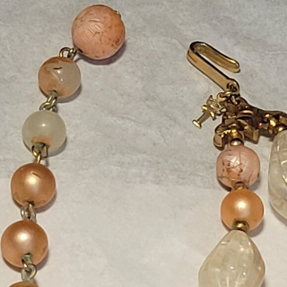 Rare Vintage Trafari Pink Bead, Iridescent White Beads, and Pink Faux Pearl Neck - Picture 3 of 5